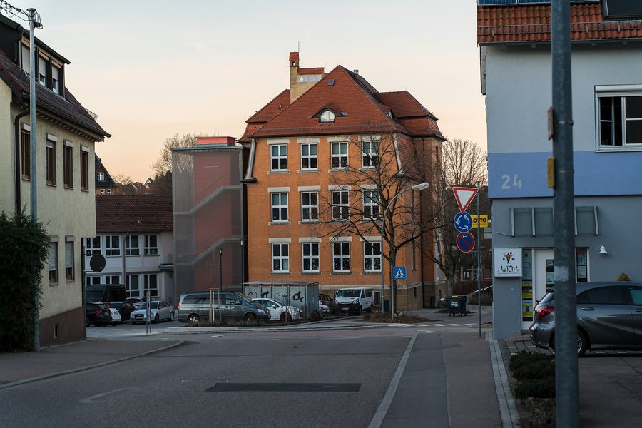 File:Alte Schule (Stetten).jpg