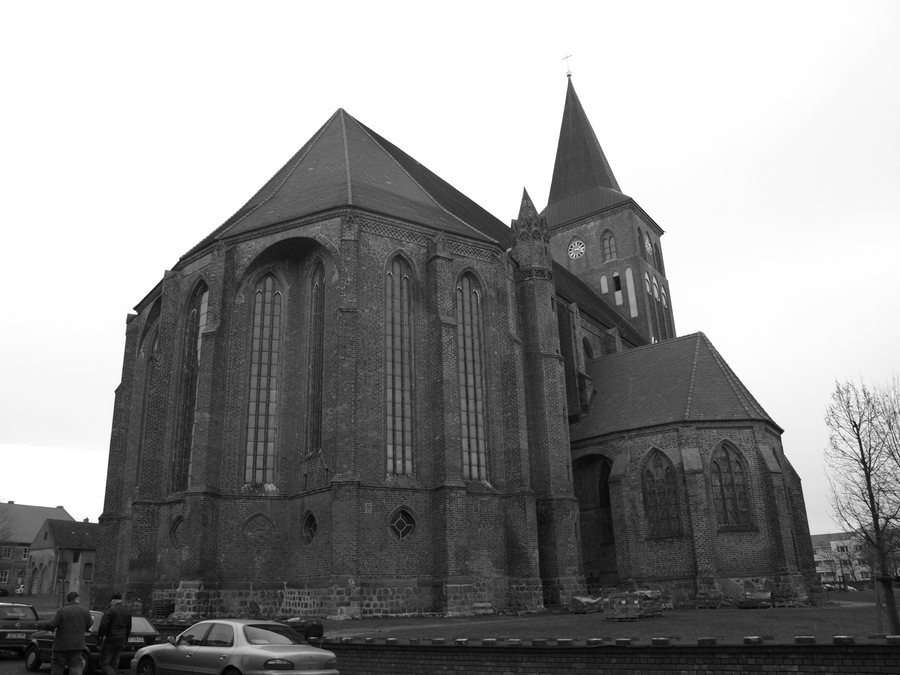 File:Pasewalk - Marienkirche - Chor - Ostseite.jpg