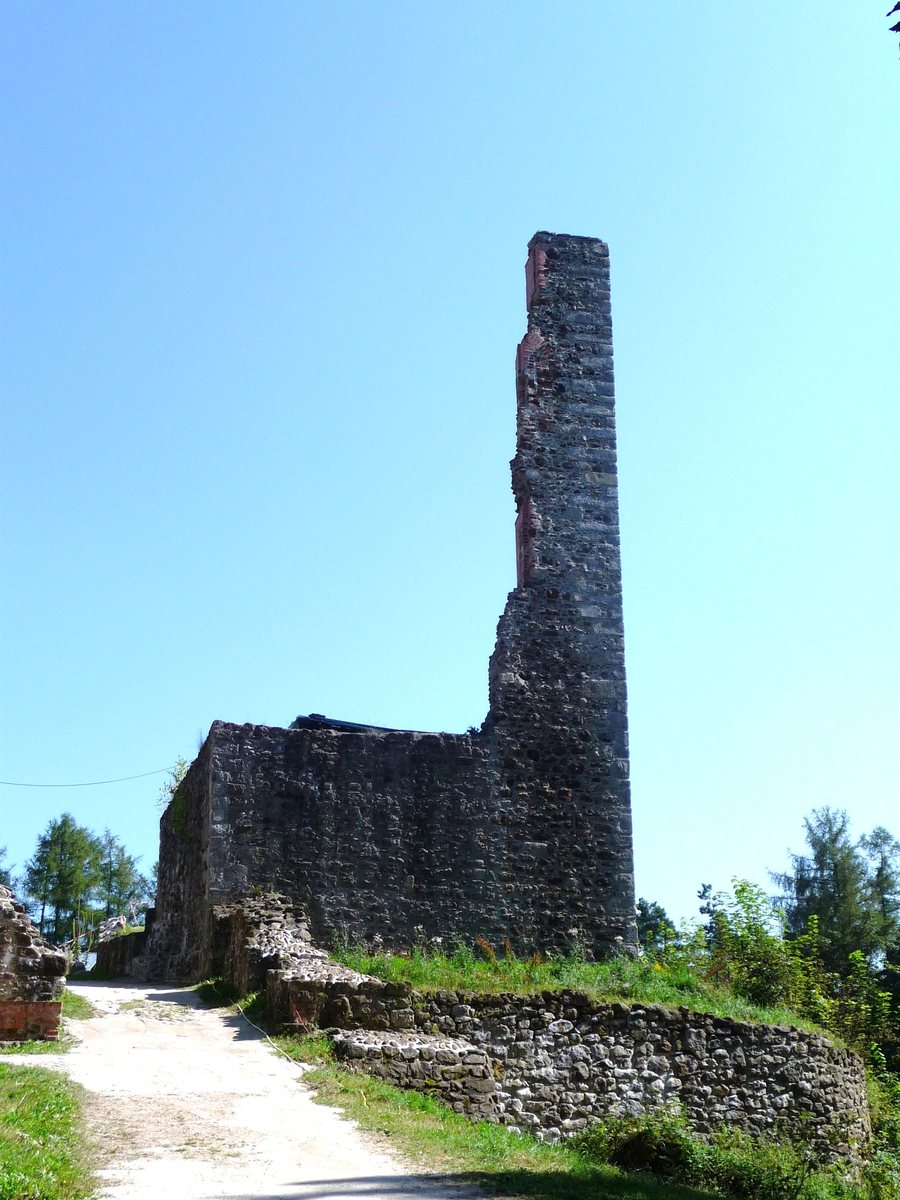 File:Ruine Runding II.JPG