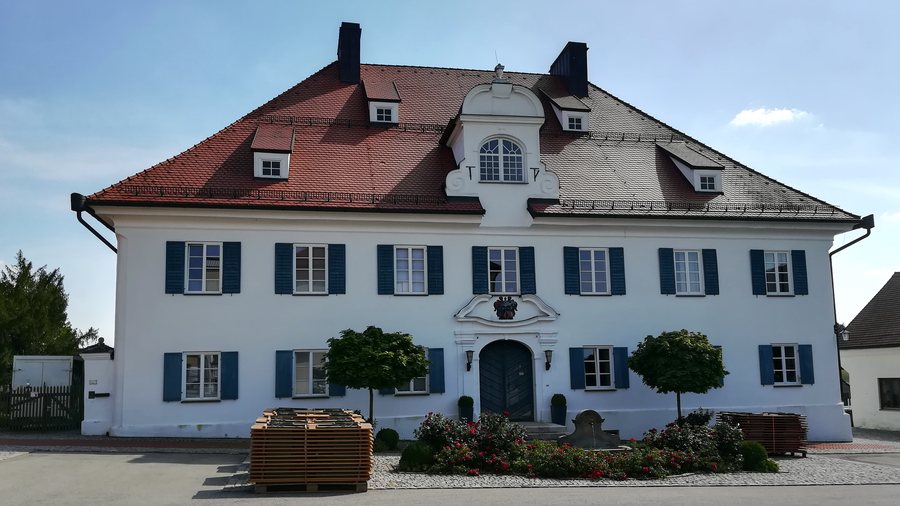 File:Schloss Hohenthann.jpg