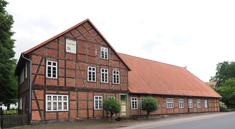File:Hof Hiestermann verwaist Lutterloh.jpg