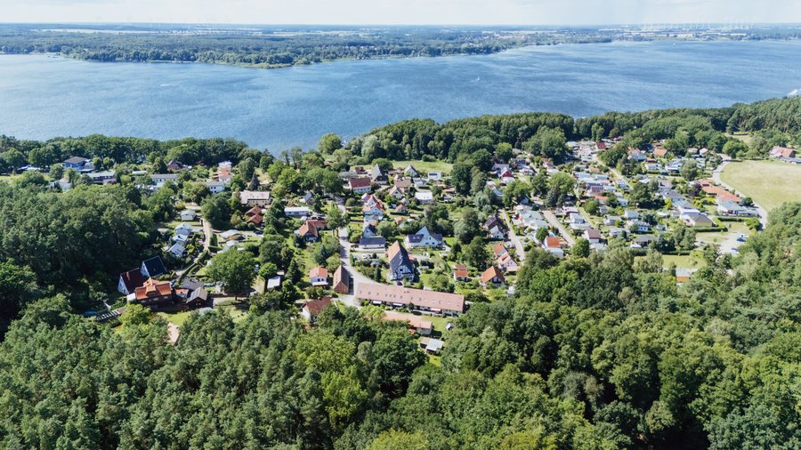 File:Zislow Westen 2024.jpg