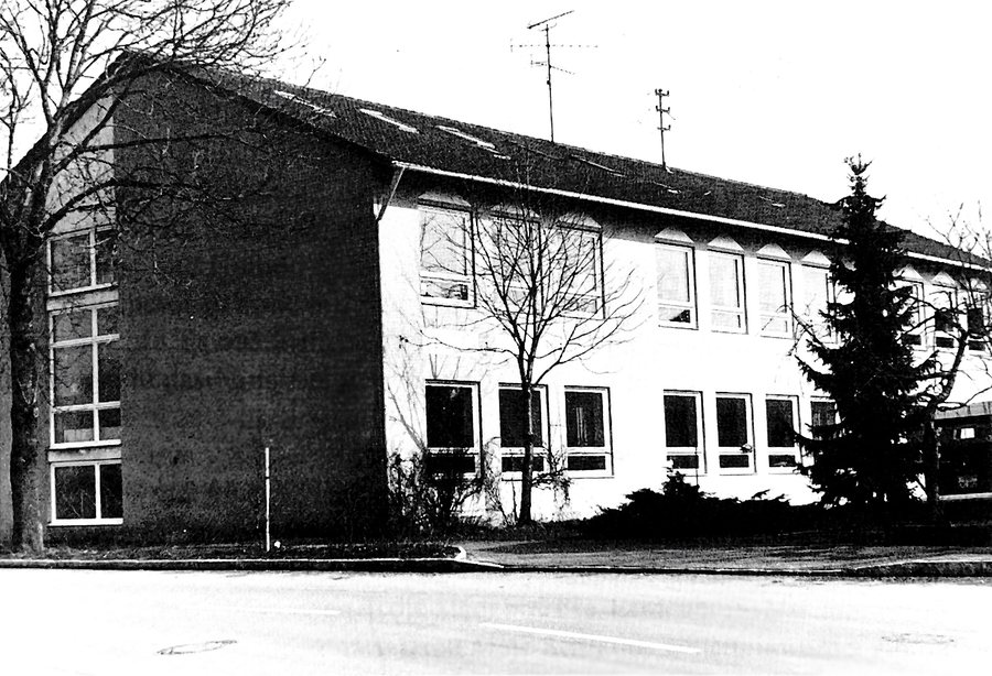 File:Schule Langenbach.jpg
