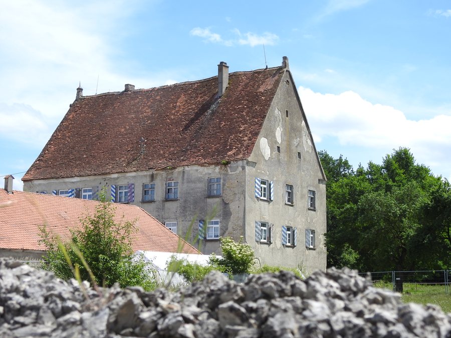 File:Bachhagel, DLG - Oberbechingen - Schloss v NW 02.jpg