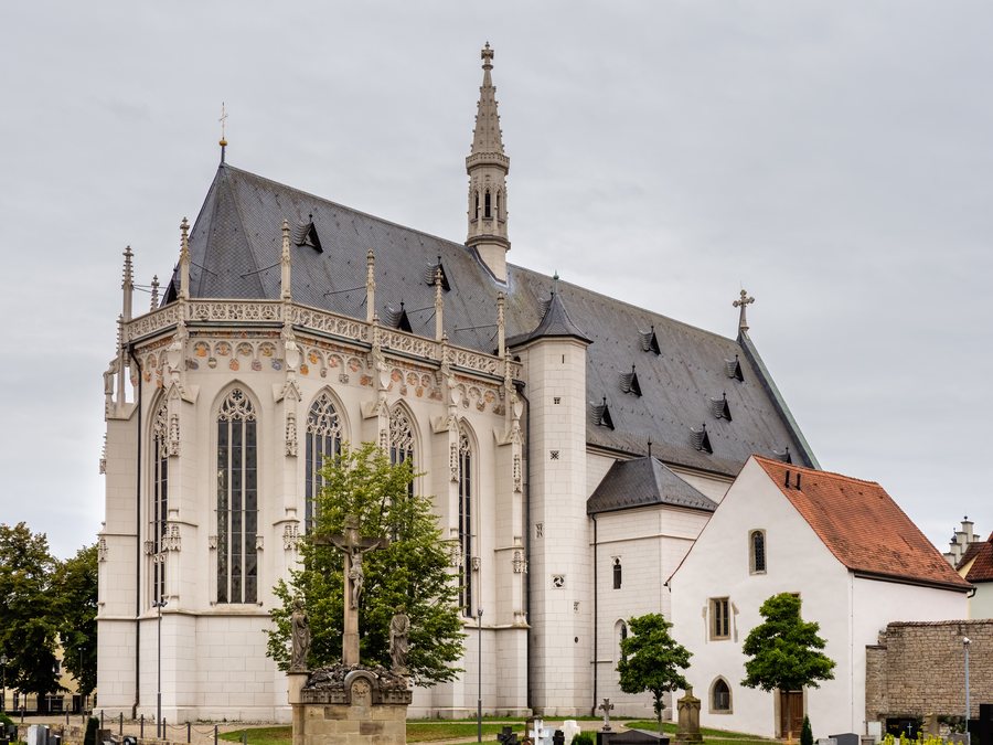 File:Haßfurt Ritterkapelle 8171821.jpg