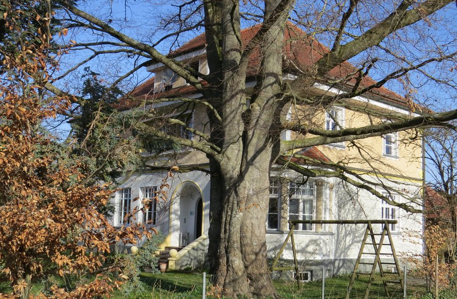 File:Denklingen - Dienhausen - Weihertalstr Nr 4 v SO.JPG
