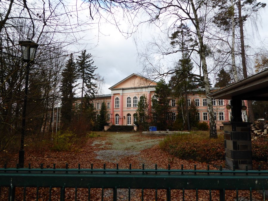 File:20151114 xl P1010020 Waldsieversdorf Baudenkmal 09181009 Sanatoriumsanlage.JPG