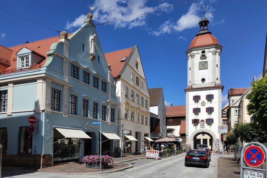 File:Dillingen a.d. Donau Mitteltor 05.jpg