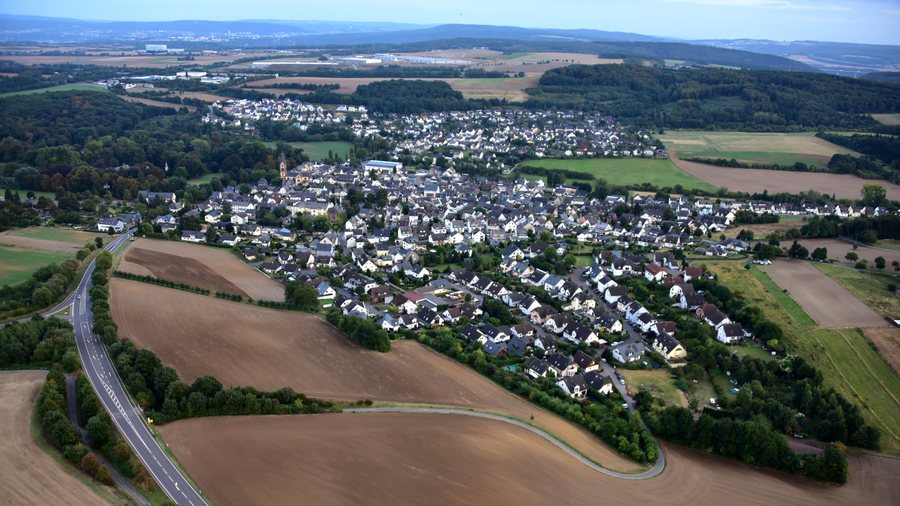 File:Bassenheim 001x.jpg