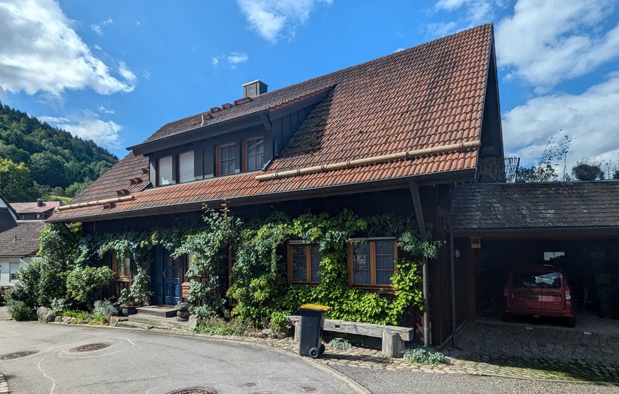 File:Gernsbach-Lautenbach-202-Birkenweg-Nr3-2024-gje.jpg