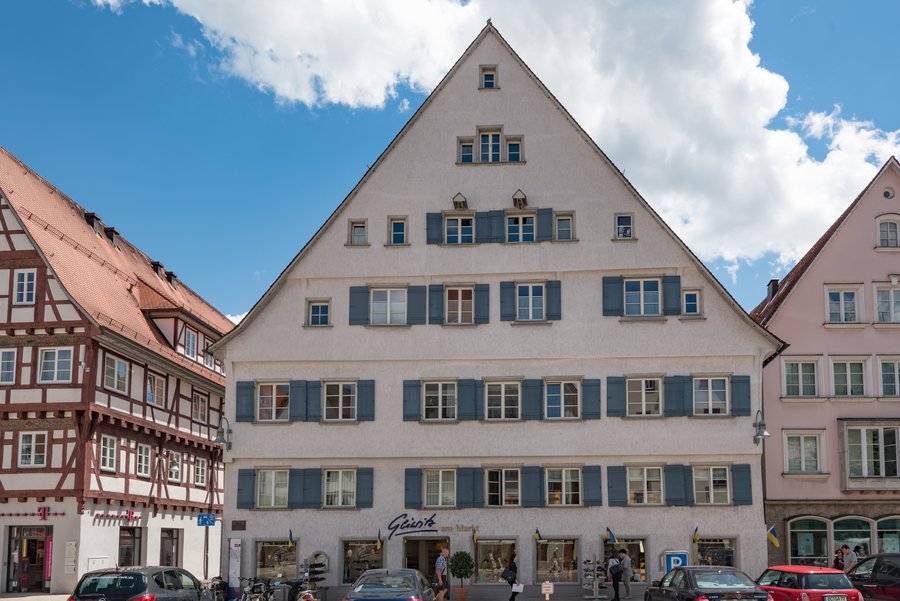File:Biberach an der Riß, Markplatz 21 20170630 002.jpg