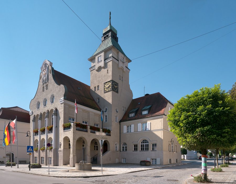 File:Simbach Rathaus 1.jpg