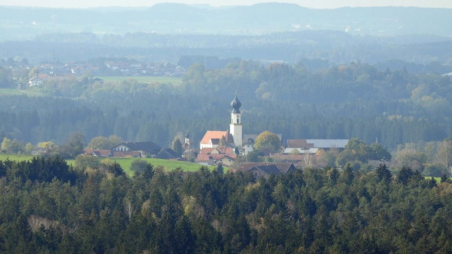 Schonstett with St. Johann Baptist church viewed from Unterratting