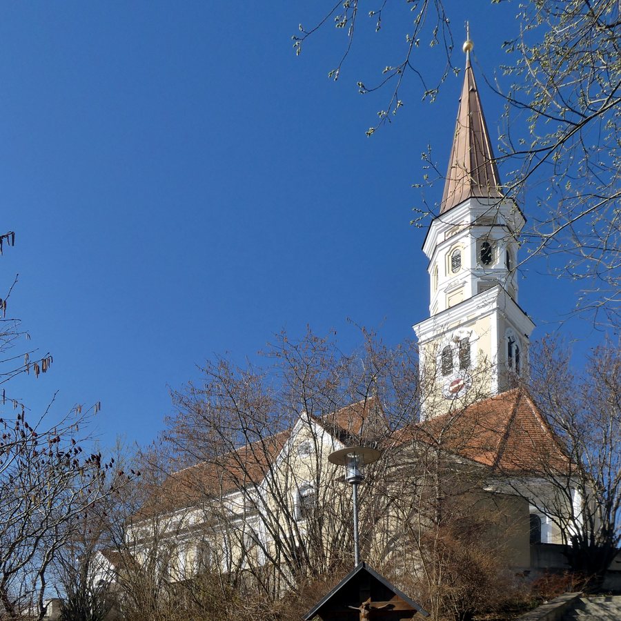 File:Odelzhausen, Benediktskirche v SO, 5.jpeg