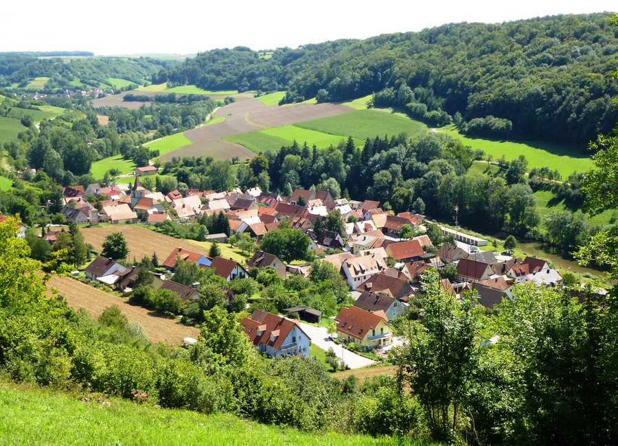 File:Tauberzell Adelshofen 2011.JPG