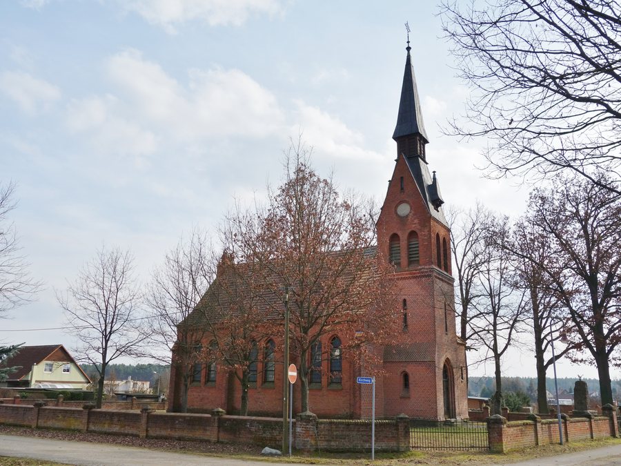 File:Frankendorf (Ruppin) church 2016 NW.JPG