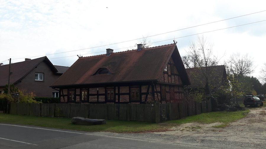 File:Fachwerkhof Wußwerk.jpg