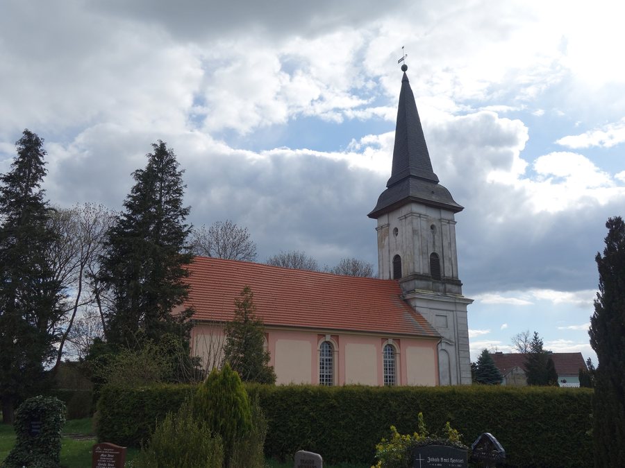 File:Dorfkirche Schwante 2021 NE.jpg