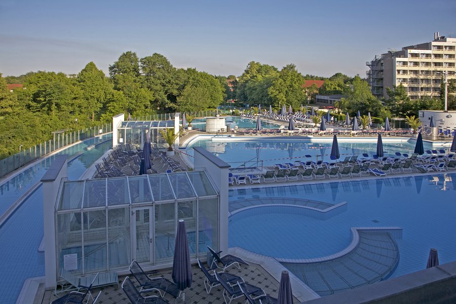 File:00 0716 Thermen Bad Füssing.jpg