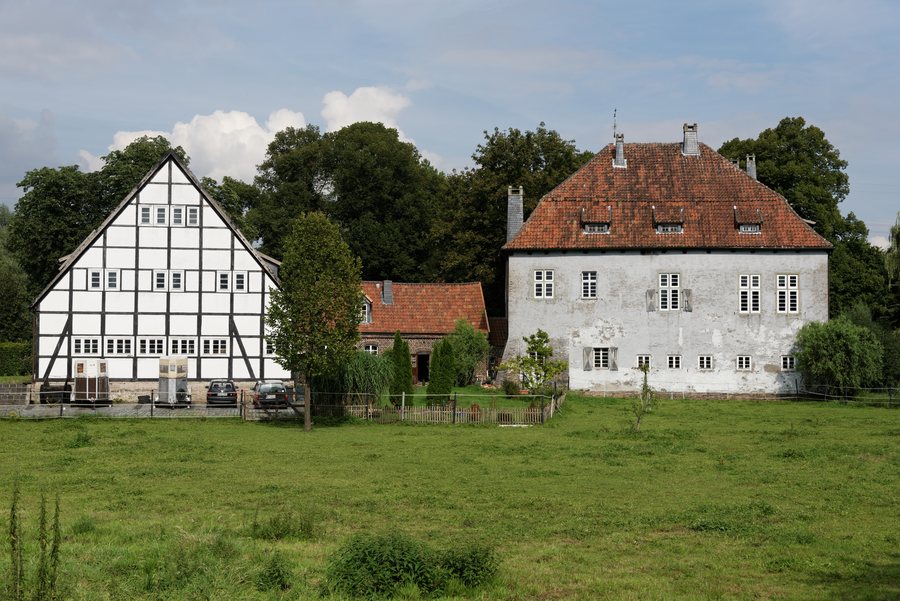 Burg Vellinghausen in Vellinghausen-Eilmsen, Welver