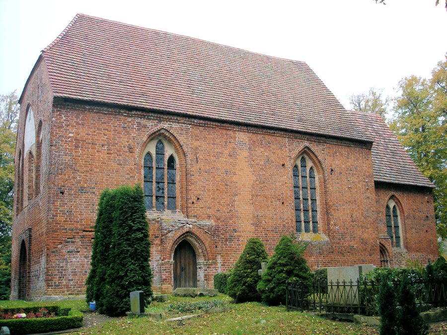 File:Passee Kirche 2.jpg
