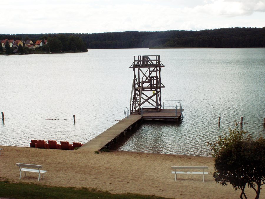 File:Buckow Schermützelsee Strandbad.jpg