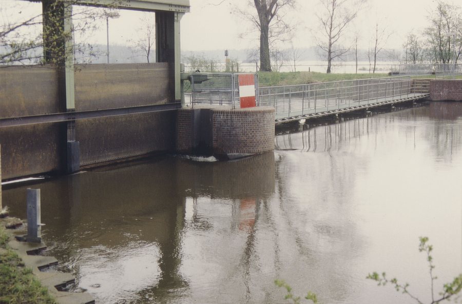 File:Hochwasser der Aller 1994 bei Hademstorf 1994-04-21 HB09481.jpg