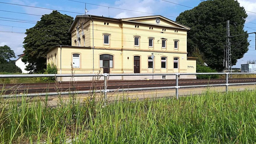 File:Brahlstorf railway-stations.org.jpg