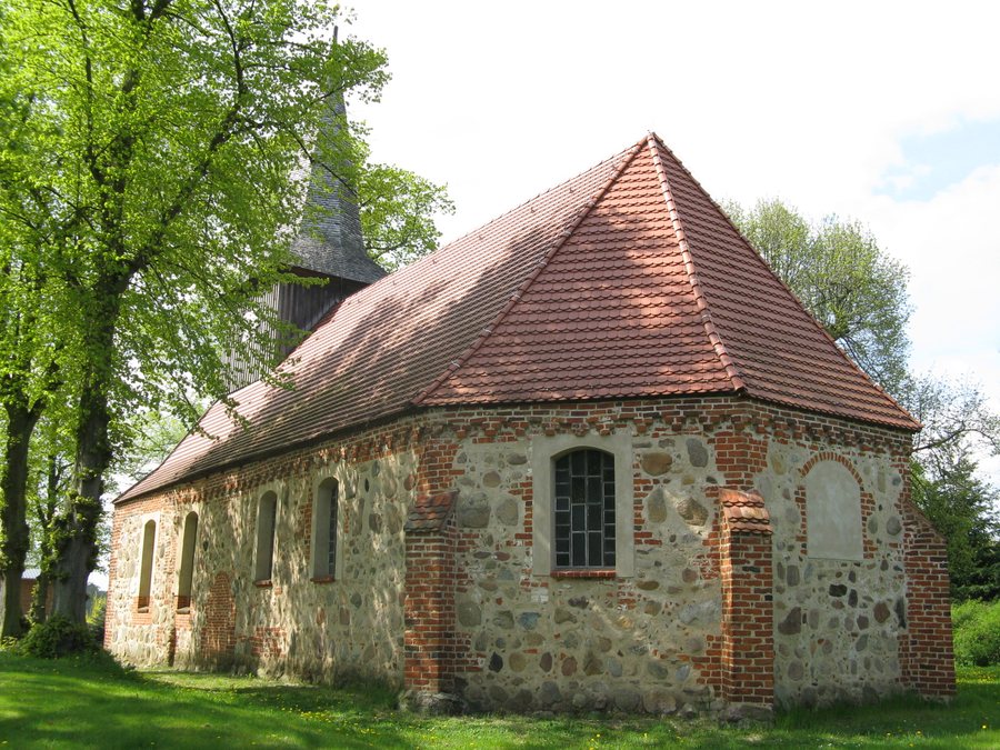 File:Gorlosen Kirche 2008-05-05 002.jpg