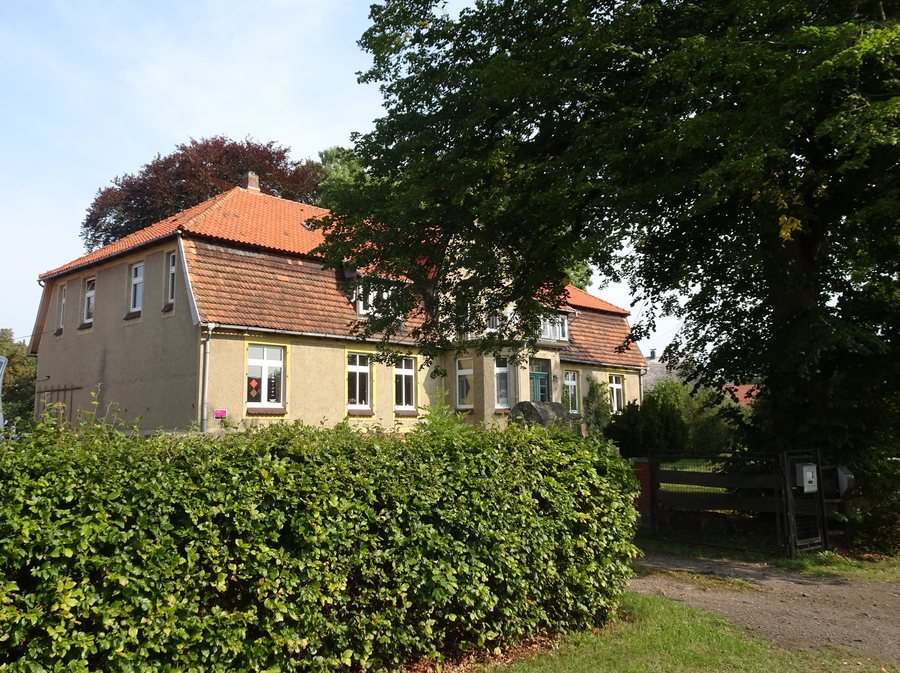 File:MuchowAnDerTarnitz19.jpg
