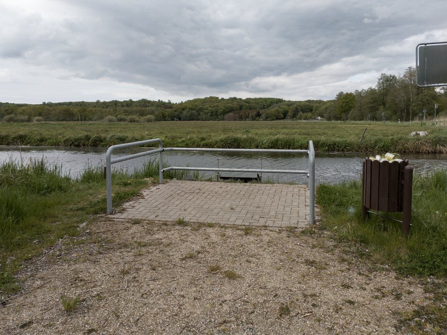 File:Fishing spot, Semlow (LRM 20200517 171759).jpg