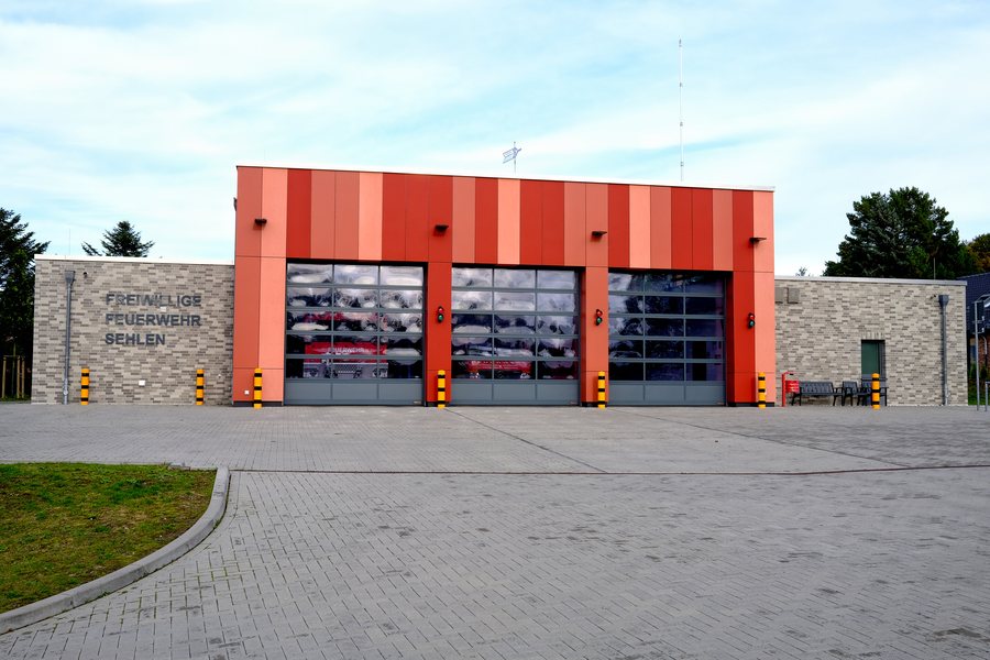 File:Freiwillige Feuerwehr Sehlen.jpg