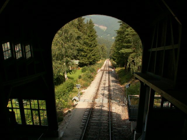 Blick auf die Oberweißbacher Bergbahn im Schwarzatal